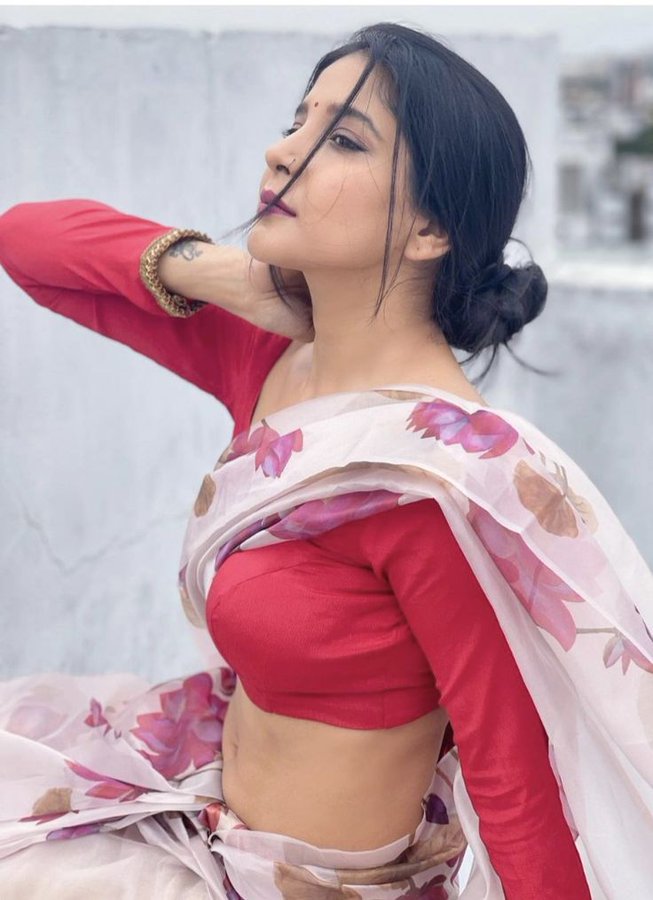 G7XRv_Tb0AAtIp5?format=jpg&name=900x900