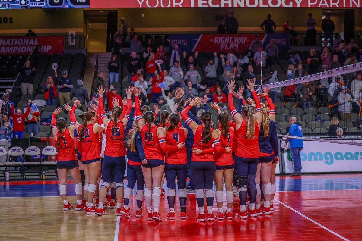 UC Volleyball tweet media