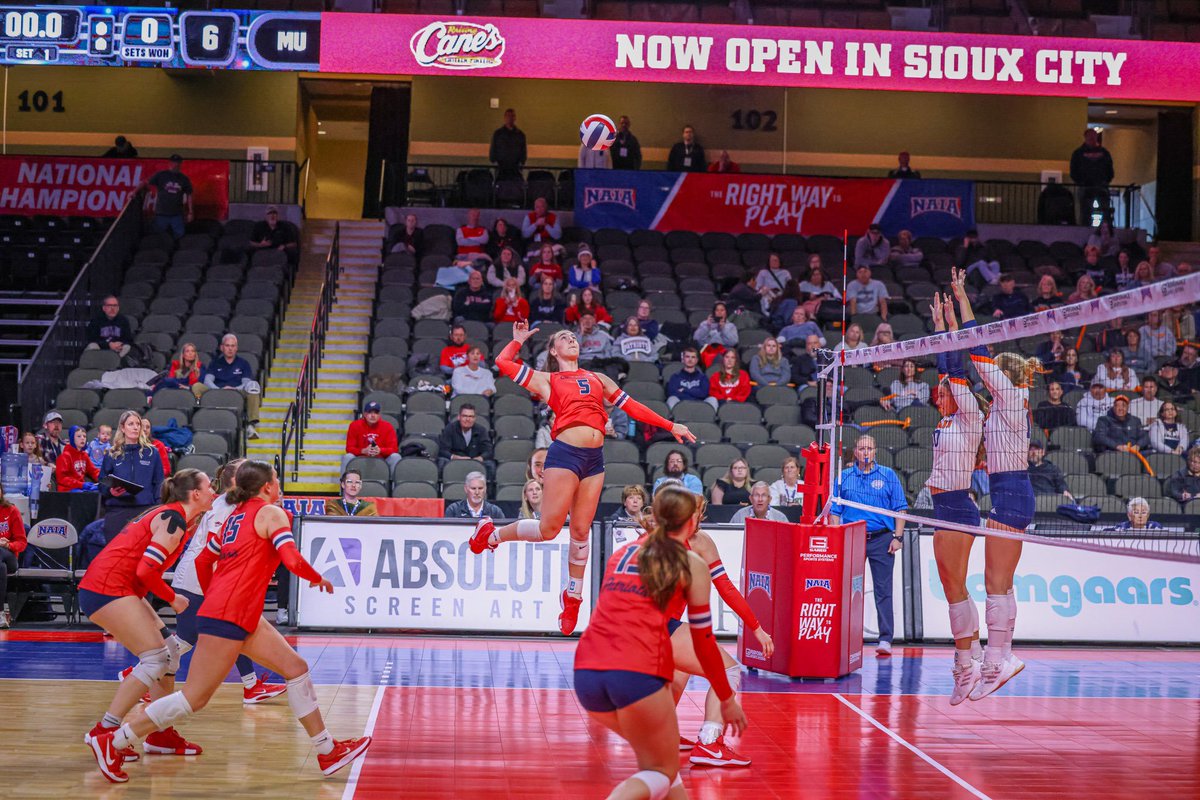 UC Volleyball tweet media