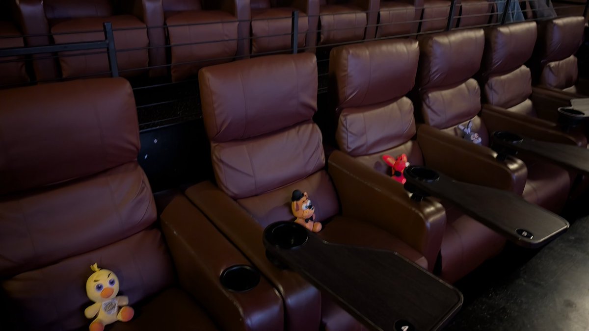 fredazon's tweet image. the fazbear gang is officially seated for #fnaf2movie !