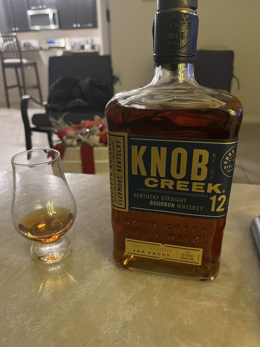 emmanuelortiz86's tweet photo. Pours of the night! 😎🥃 https://t.co/lZy2qPCKJE