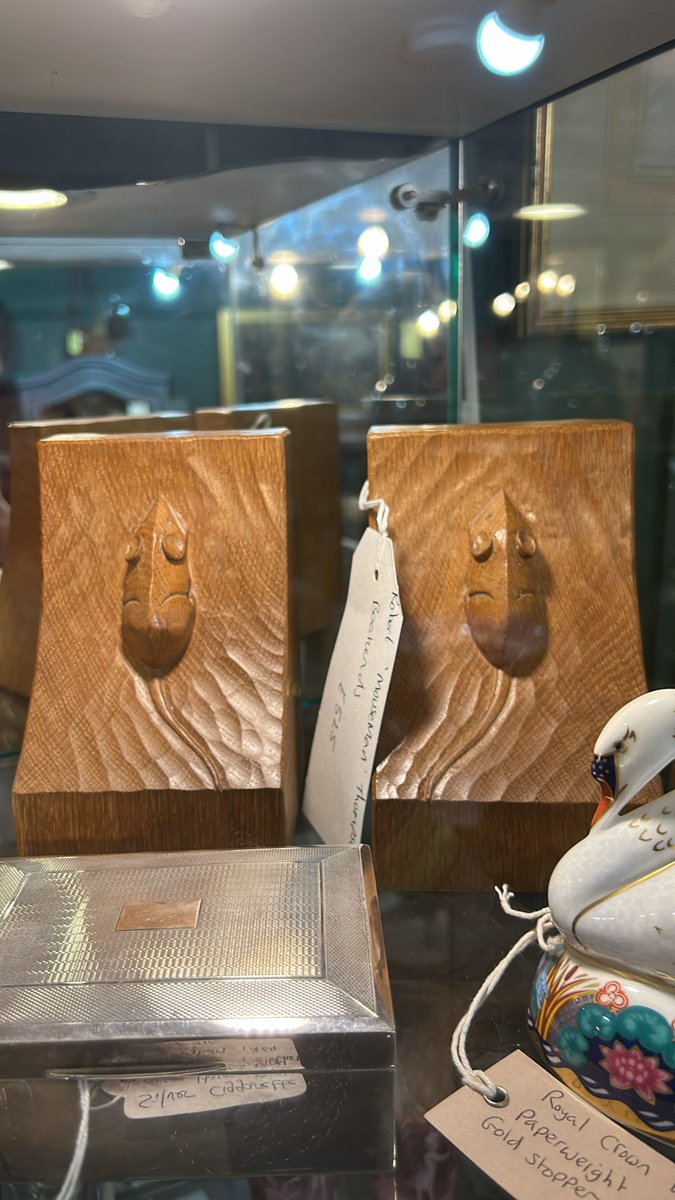 TopBananaMall's tweet photo. Fab #mouseman #topbananaantiques https://t.co/qdkNcWfyDY
