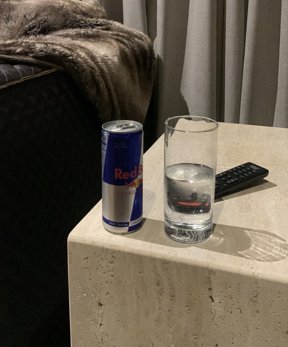 Otb____19's tweet image. 