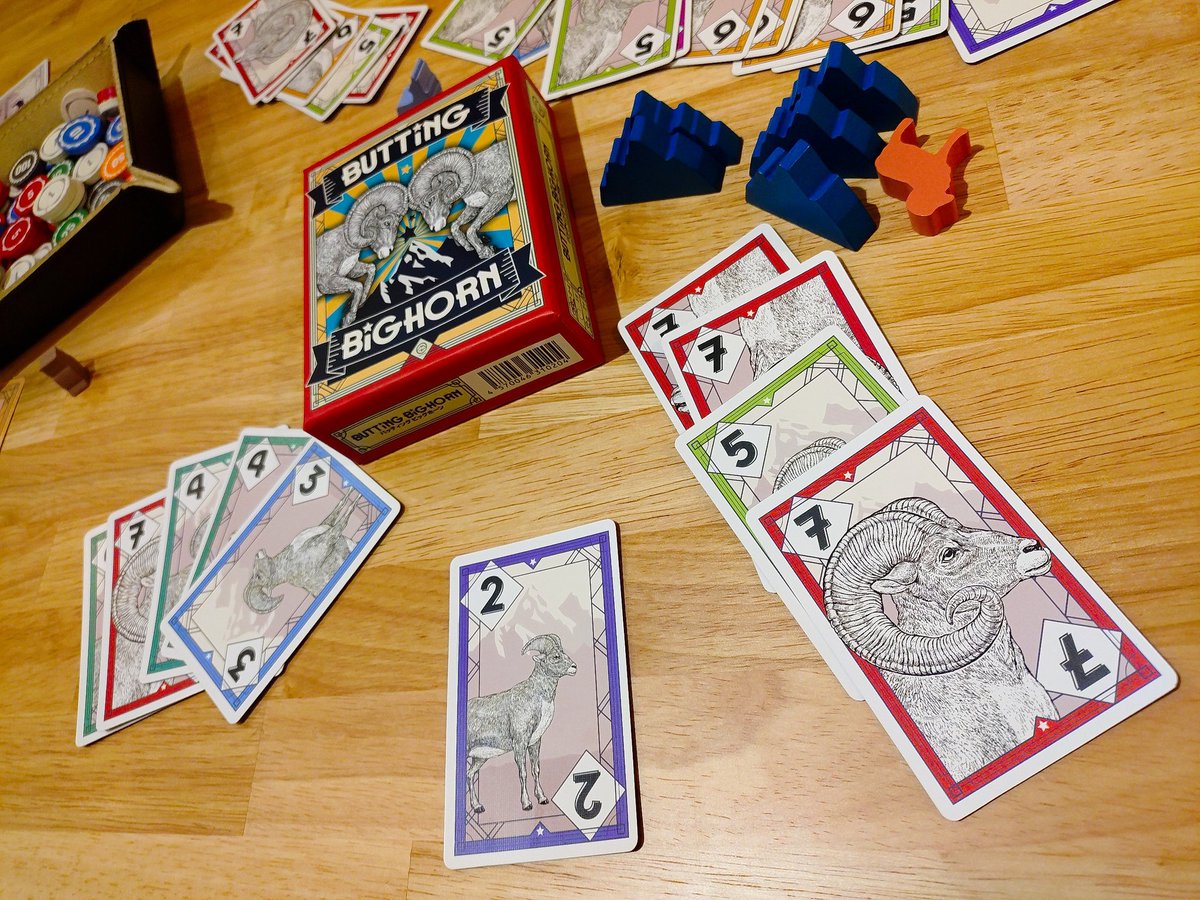 『バッティングビッグホーン』
手札を1枚ずつ捨てていき、残った1枚の数字勝負👊
数字＝枚数の構成の中、最後被ったやつは消滅！厳しい！しかも場札と被っても消滅！手厳しい！
じわじわ見える情報と何残すかの睨めっこ。
やっぱバッティングはシンプルなのがいいよねってシバかれてる感じがしました🦌