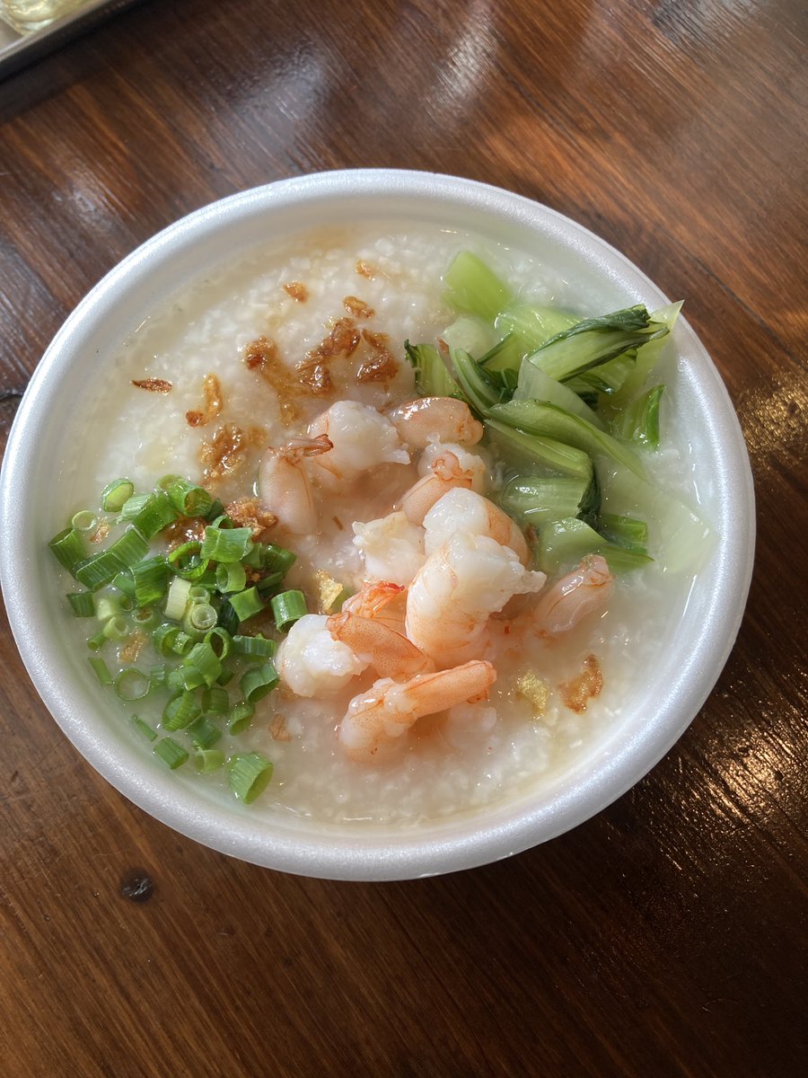 rankeibou's tweet photo. 本日も朝がゆやってます。

12時まで！

12時からはランチタイムです🥣 https://t.co/tcSxMUNltO