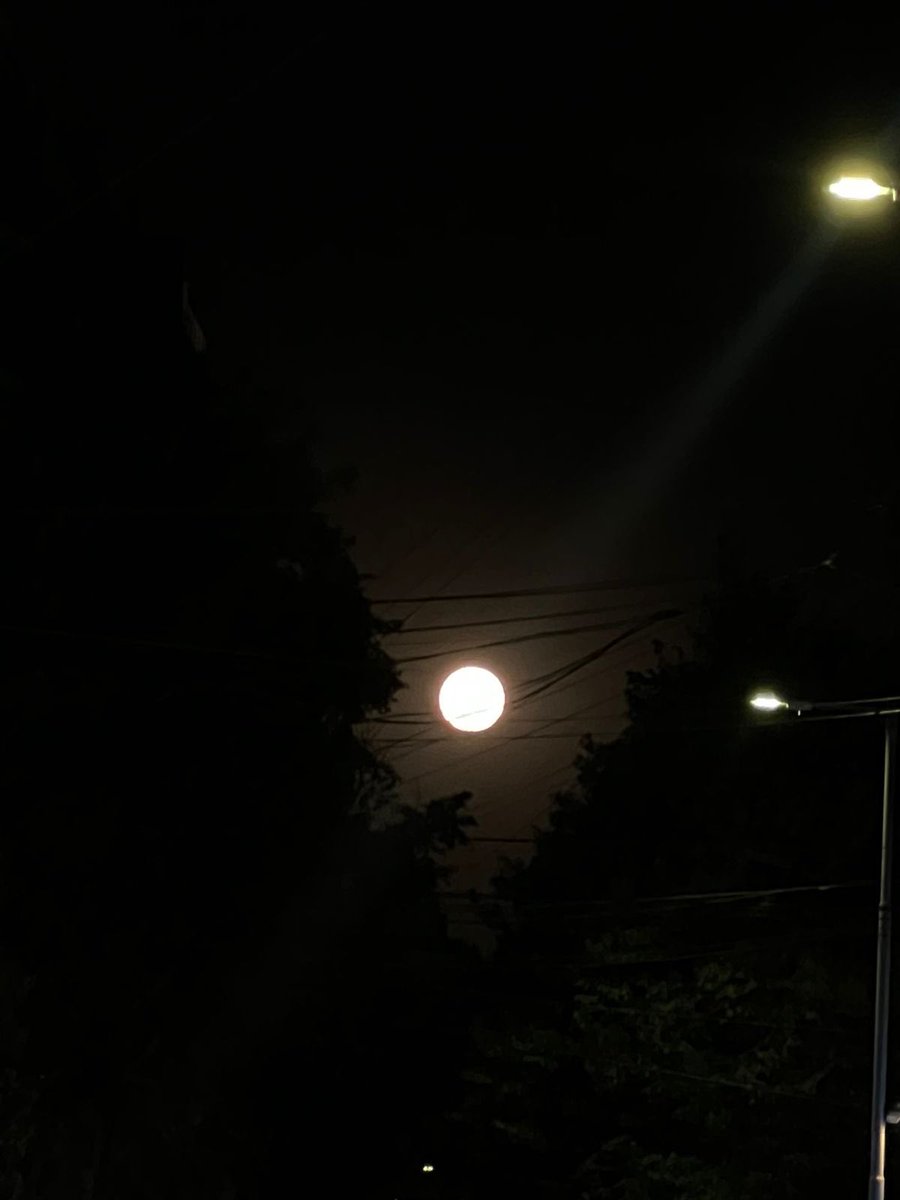 00773222_'s tweet photo. 🌙 https://t.co/9vLz57BCLz
