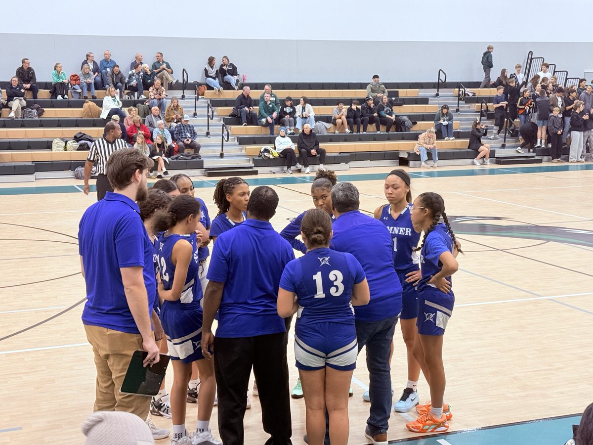 MaloneRicky's tweet photo. Winter competition is in full swing. We hosted a girls wrestling mixer last night and our basketball teams are in action today against Chrisitan Maranatha Academy. JV Boys already got the win and Varsity Boys and Girls are looking to get the next. @kckps_sumner #4theacademy https://t.co/PV6IqHGaDH