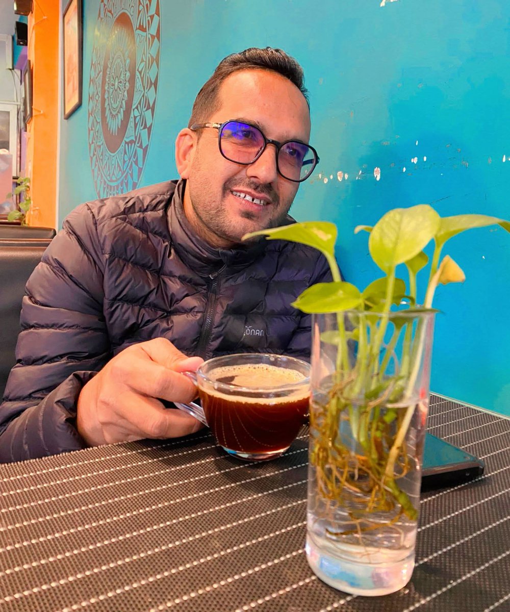 "हेर्ने आँखा भन्दा बुझ्ने नजर राम्रो हुन पर्छ, 
      मुस्कान त मुहारमा सधैं रहिरहन्छ"
             #Goodmorning
                 #शुभ_बिहानी
          #शुभ_दिनको_कामना
     🌈💖🌼☕️☕️🌼💖🌈
     🌄🌄🌄🌄🌄🌄🌄🌄