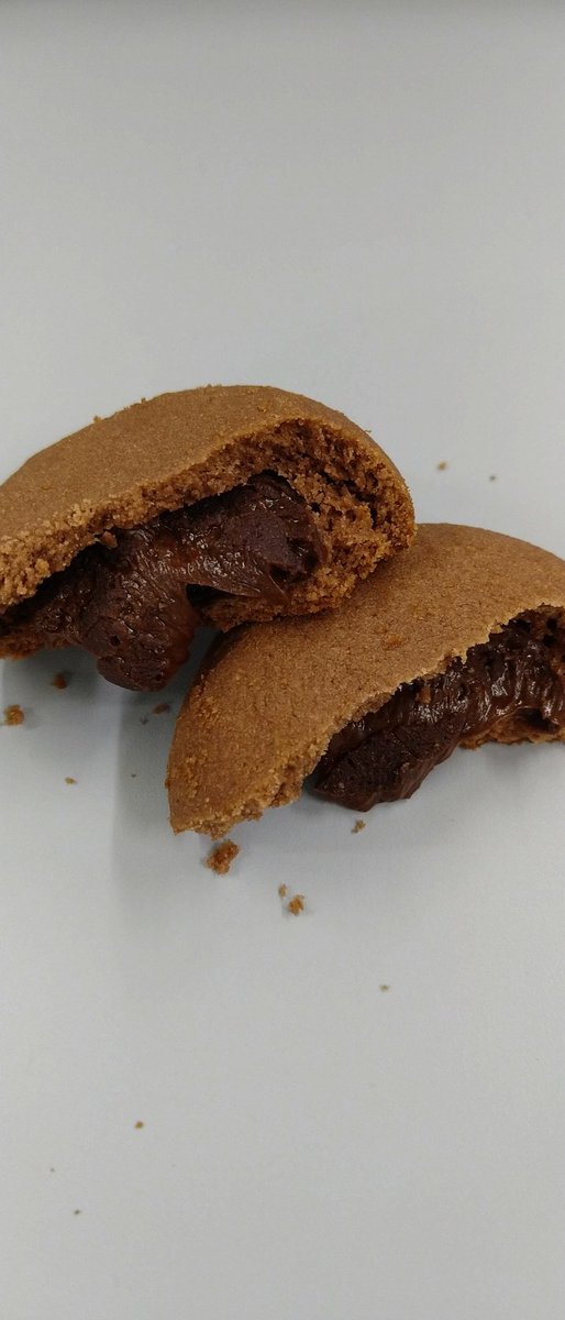 スイーツブログ更新しました🍫
ameblo.jp/cereb-dol/entr…
読んでいただけると励みになります✨️
#東京玉子本舗 #東京とろ〜りしょこら #チョコクッキー #チョコレートクッキー #チョコレート #クッキー #東京スイーツ #ショコラクッキー #ショコラ #とろとろショコラ