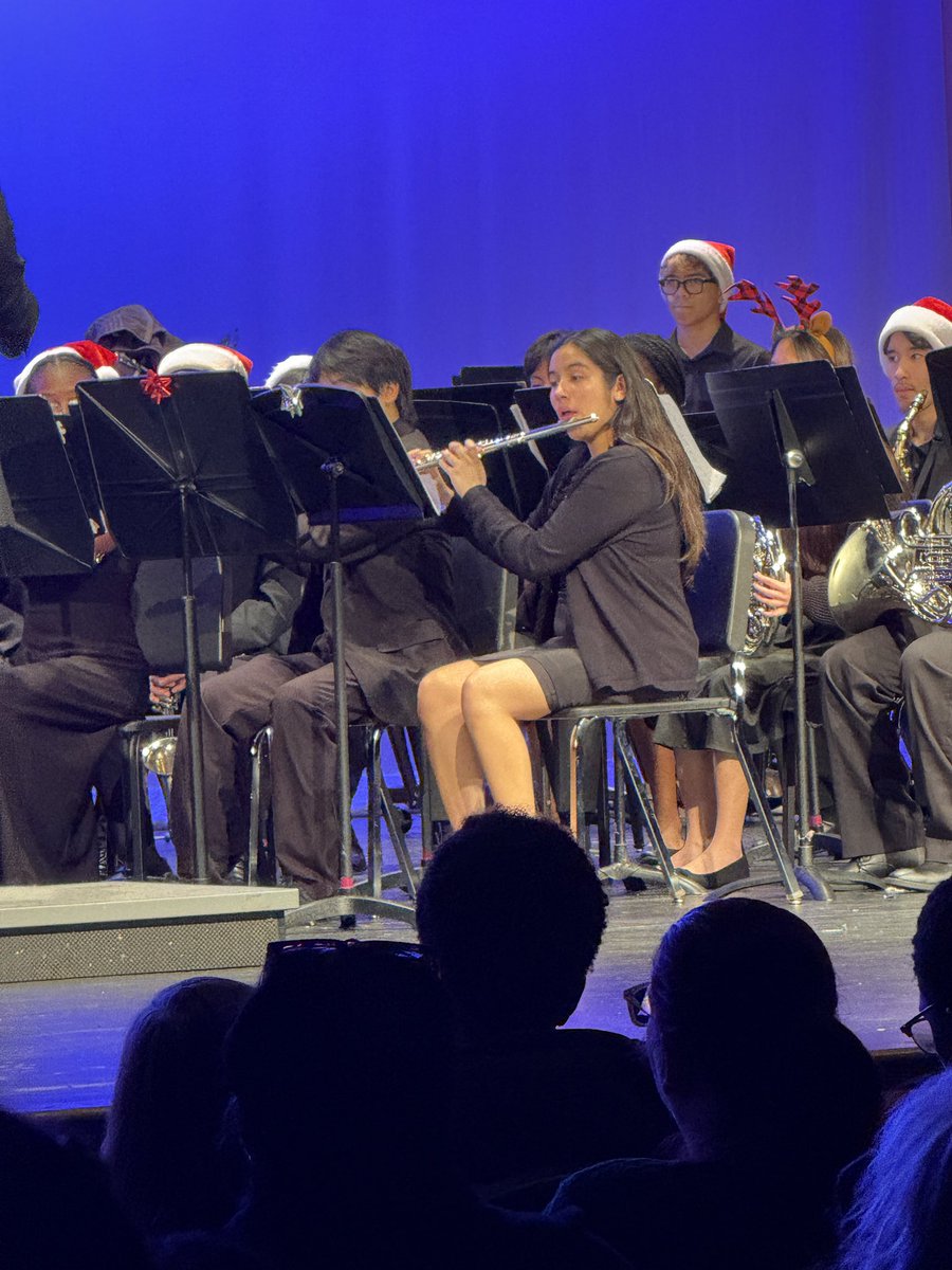 Cadre Kerr Theatre tweet media