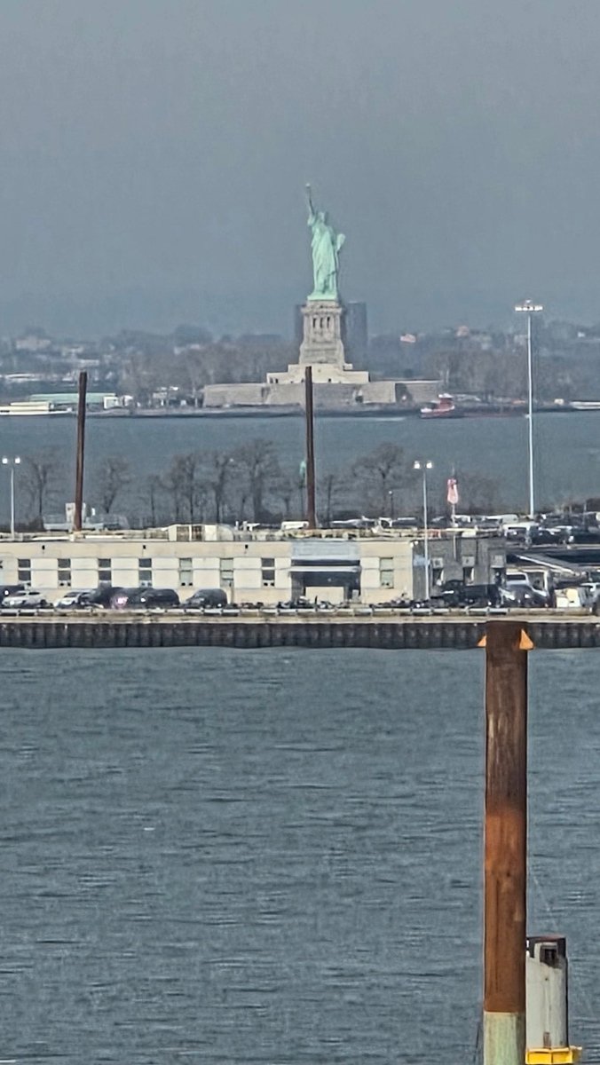 GManMike2's tweet image. The view from our construction office today.