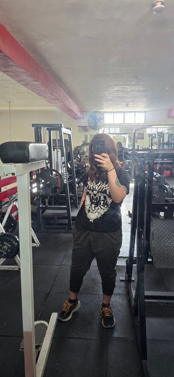 Mi yo del twerk y mi yo del Gym ni de topan hahahaha