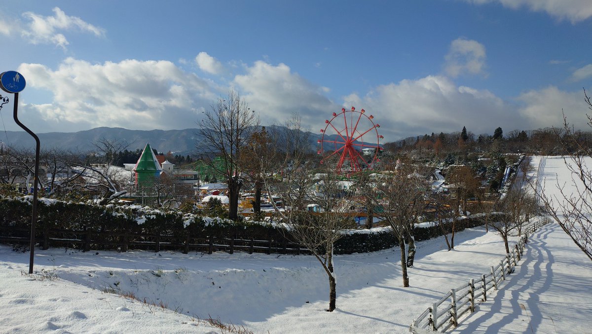 nomjunjp's tweet photo. 蒜山は雪国でした。 https://t.co/qgYkLgu5HW