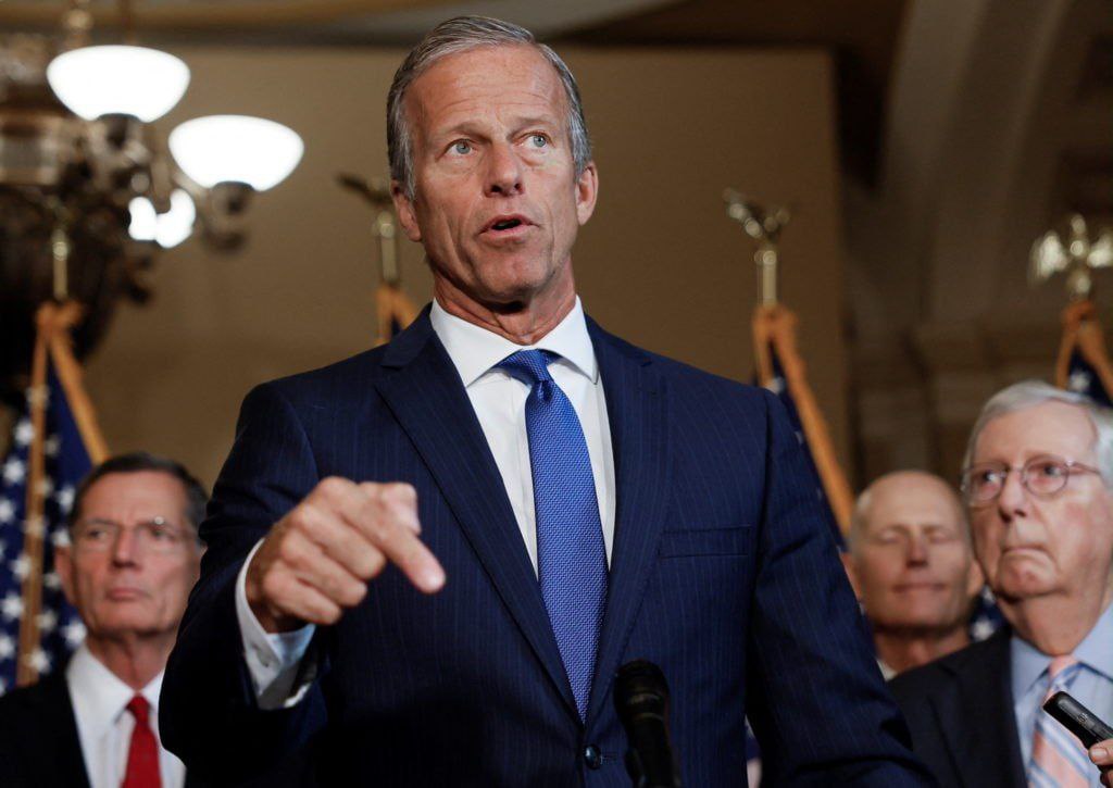 RightPulseNewss's tweet photo. 🚨BREAKING: 

Do you agree that Leader John Thune must censure or remove lying Adam Schiff from the Senate?

YES or NO? https://t.co/5HAvTbLG9c