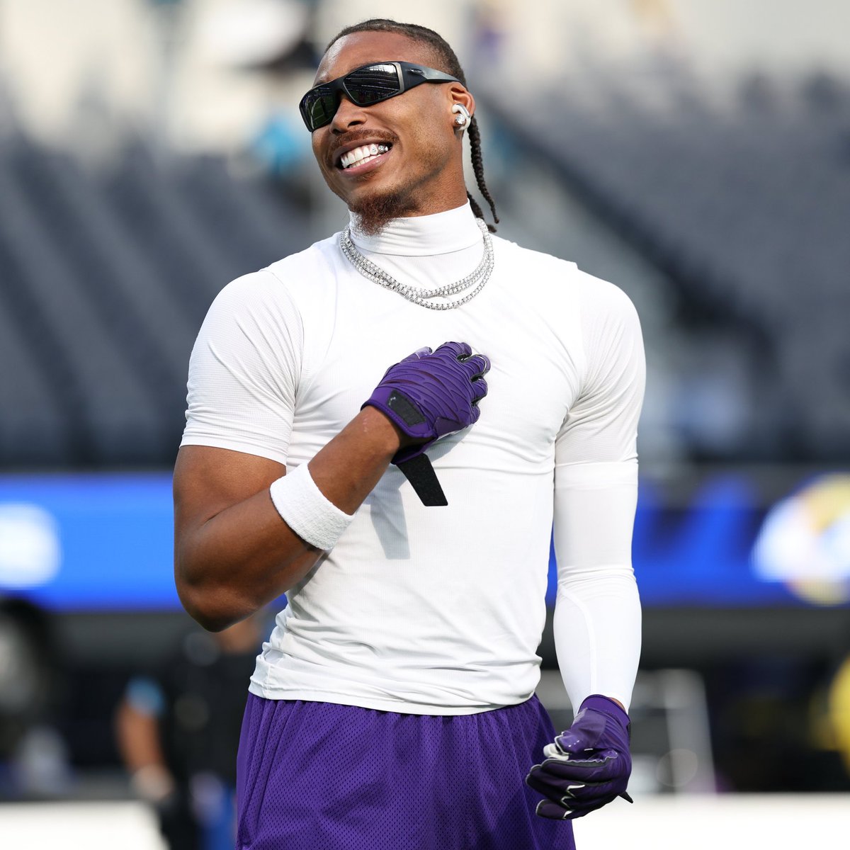 vikingzfanpage's tweet image. Despite the expected league wide interest in Justin Jefferson this offseason, @TomPelissero believes Jefferson is on that “very, very” short list of players that you would not trade, he stated on @KFAN1003:

“I have no doubt that the #Vikings will get calls about Jefferson this…