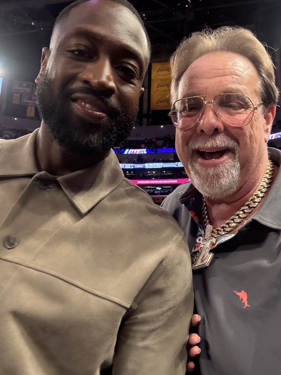 TheRealSignGuy tweet media