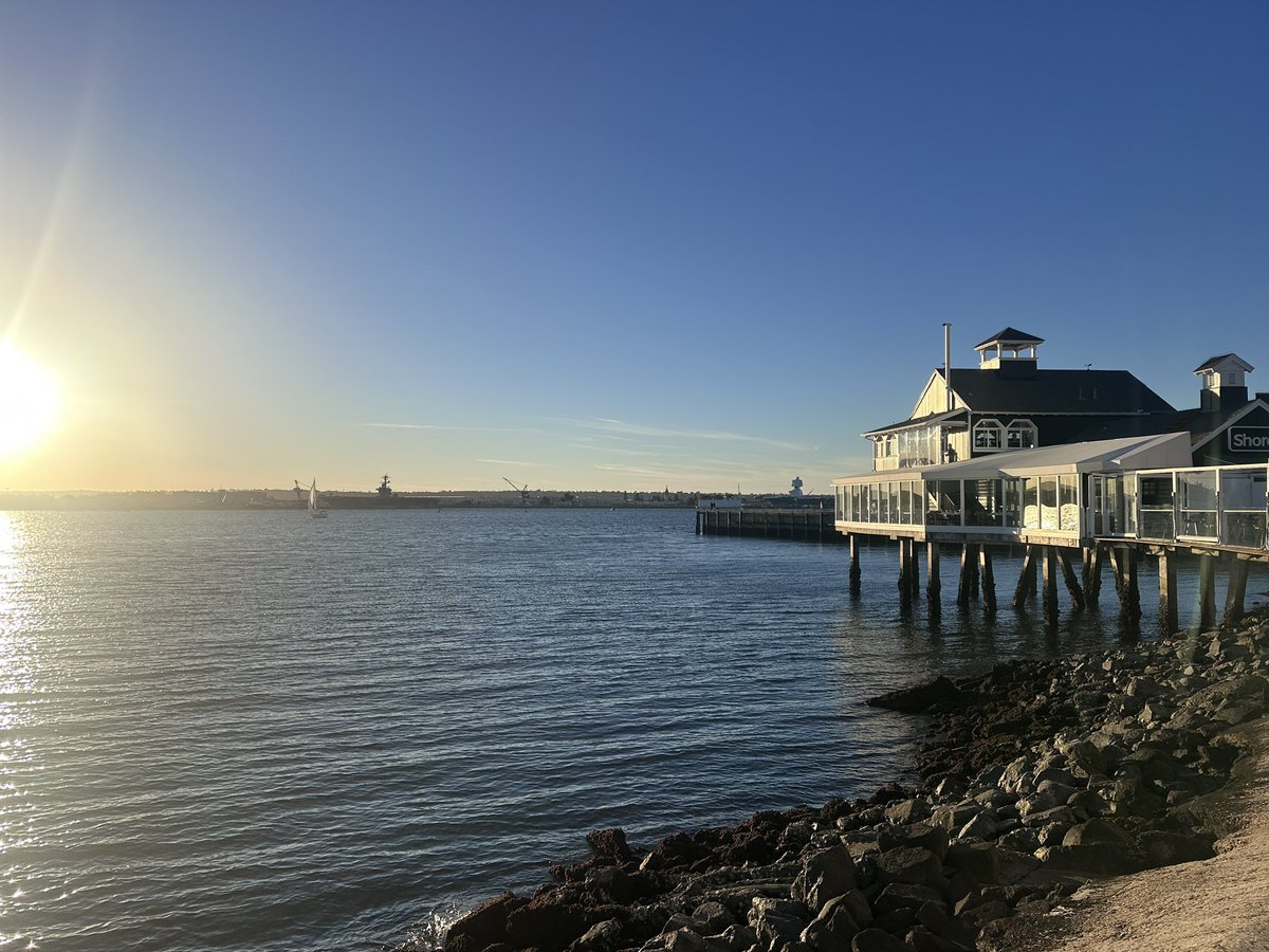 사람 산 사람 바다!!!
Neurips에서 진행된 Verified Reasoning 행사가 대성황을 이루었습니다. 참여해 주신 모든 분들께 감사드립니다! 저녁 7시까지 진행됩니다!
그리고 특히 대기자 명단에