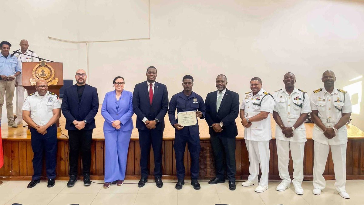 AliJerusa's tweet photo. Beautiful weather sky &amp; sea: Photos from the Haiti Coast Guard Small Boat Handling Course Closing Ceremony 1st December 2025 Grateful for the financial support of @GAC_Corporate &amp; @UNODC #Bahamas #Haiti #CapacityBuilding https://t.co/A0A2afK1nE