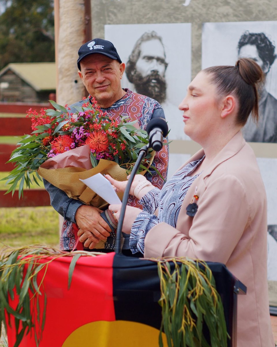 EmDimitriadis's tweet photo. Darebin Council recently signed Victoria’s first, Local Government partnership with Wurundjeri Woi-wurrung Cultural Heritage Aboriginal Corporation 🖤💛❤️

Created by Wurundjeri for Wurundjeri, the agreement protects &amp; promotes their cultural, environmental &amp; social rights 🖤💛❤️ https://t.co/FbVphlSeJ0