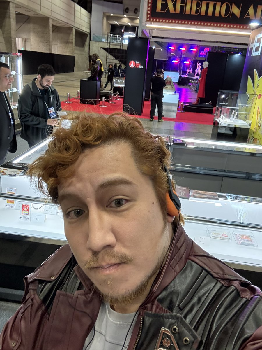 そくほー‼️グリーティングしてるよー‼️

#東京コミコン2025 #TCC2025 #GotG #GuardiansOfTheGalaxy #MCU #ガーディアンズオブザギャラクシー #StarLord #スターロード #東京コミコンコスプレ