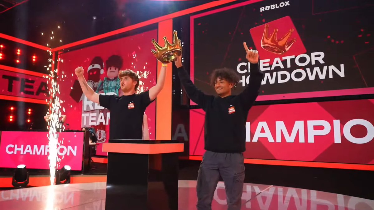 Roblox_RTC_BR's tweet image. Até no Roblox o vermelho é campeão...

A equipe composta por @caylusq e @Foltynnn, venceu o Creator Showdown! Parabéns! 🔴