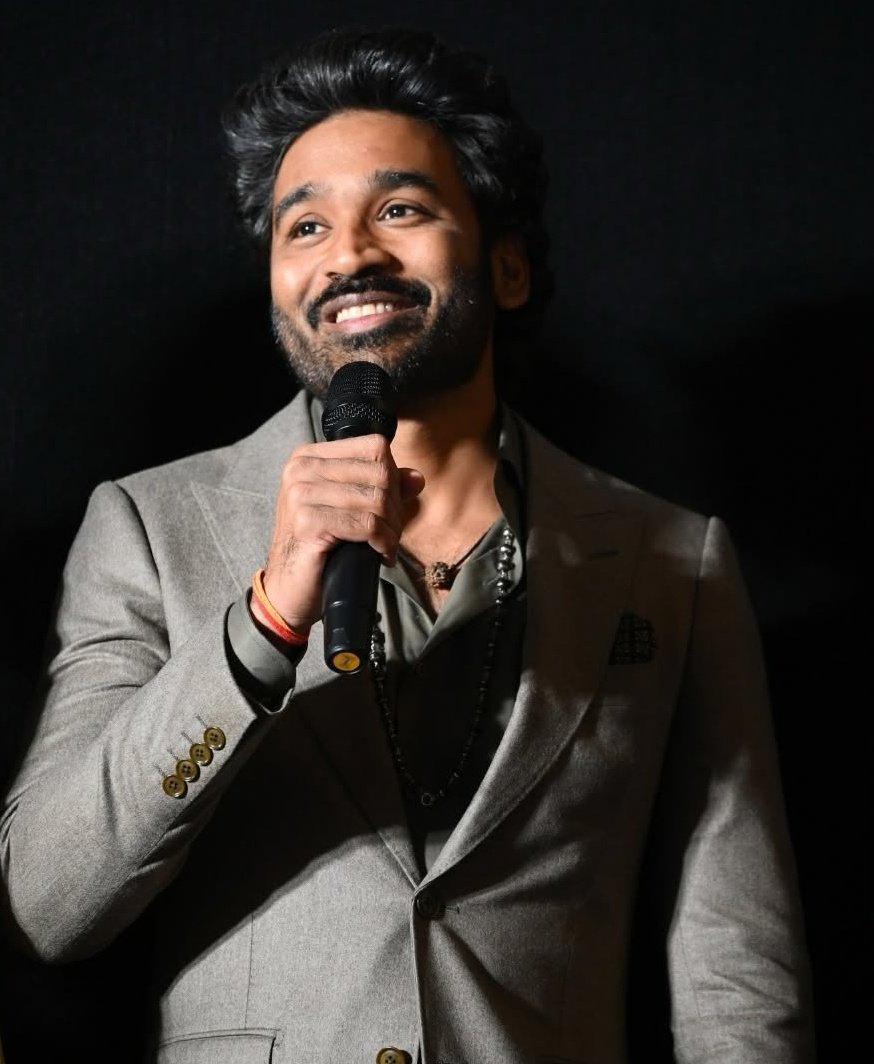 kokki_KUMARU__'s tweet photo. #iffigoa Glimpses from the screening of #TereIshqMein @dhanushkraja @kritisanon stills ❤️🔥❤️🔥❤️🔥 https://t.co/bBRYxk66E3