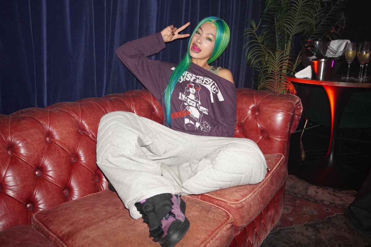 mollysantana00's tweet photo. 🍬🍬🍬🍬🍬🍬🍬🍬🍬🍬🍬🍬🍬 https://t.co/SEQeZZ77jU