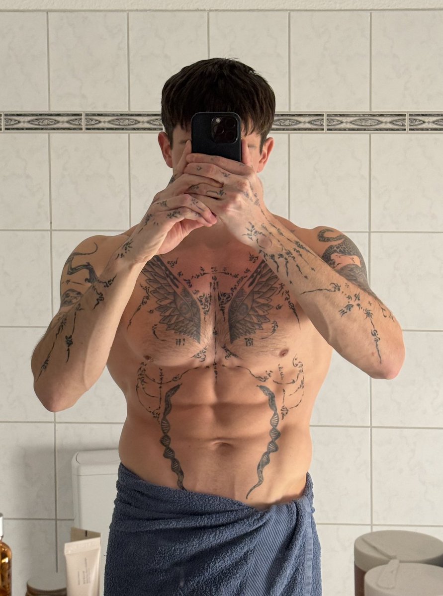 Been focussing on my abs more lately