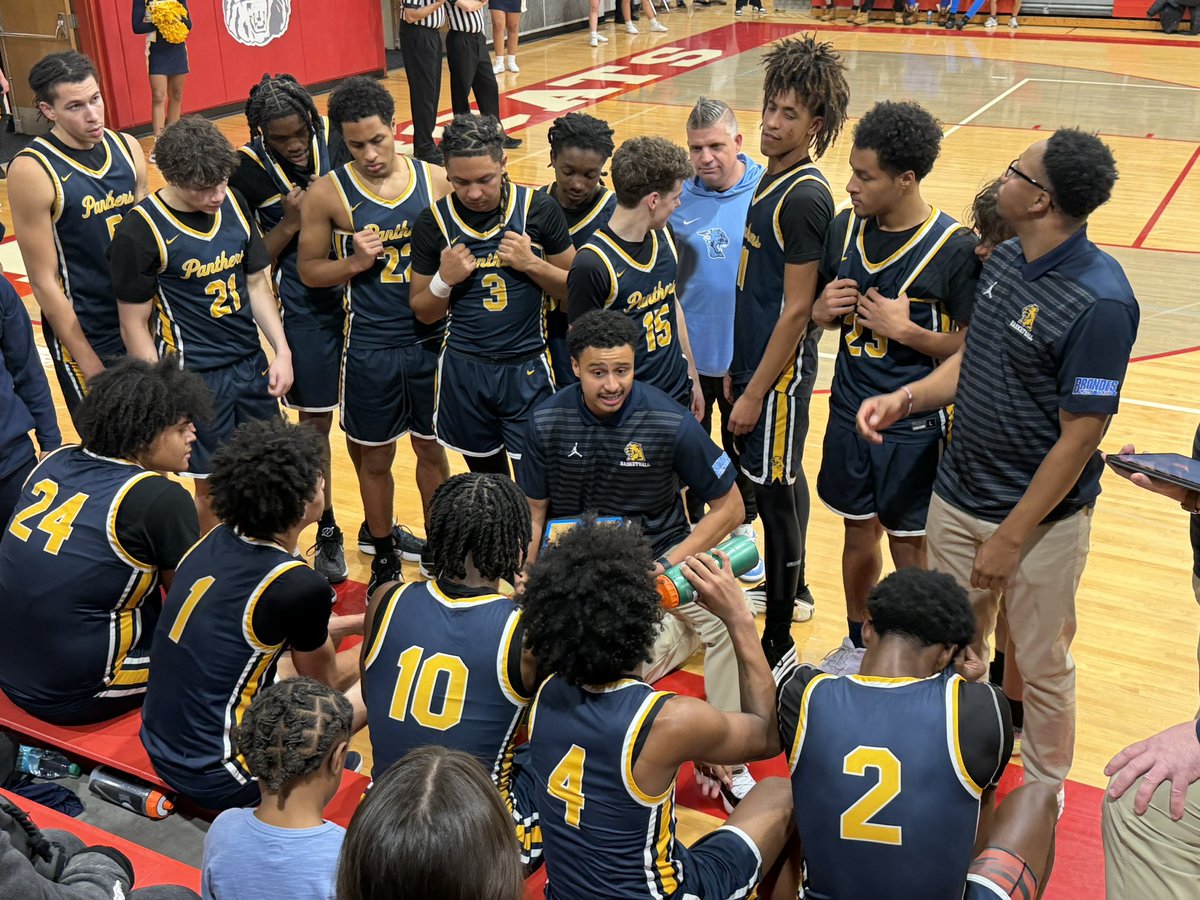 WhitmerAthletic's tweet image. Nice win for Boys Basketball vs BG tonight! 
Next up: Girls at home tomorrow!