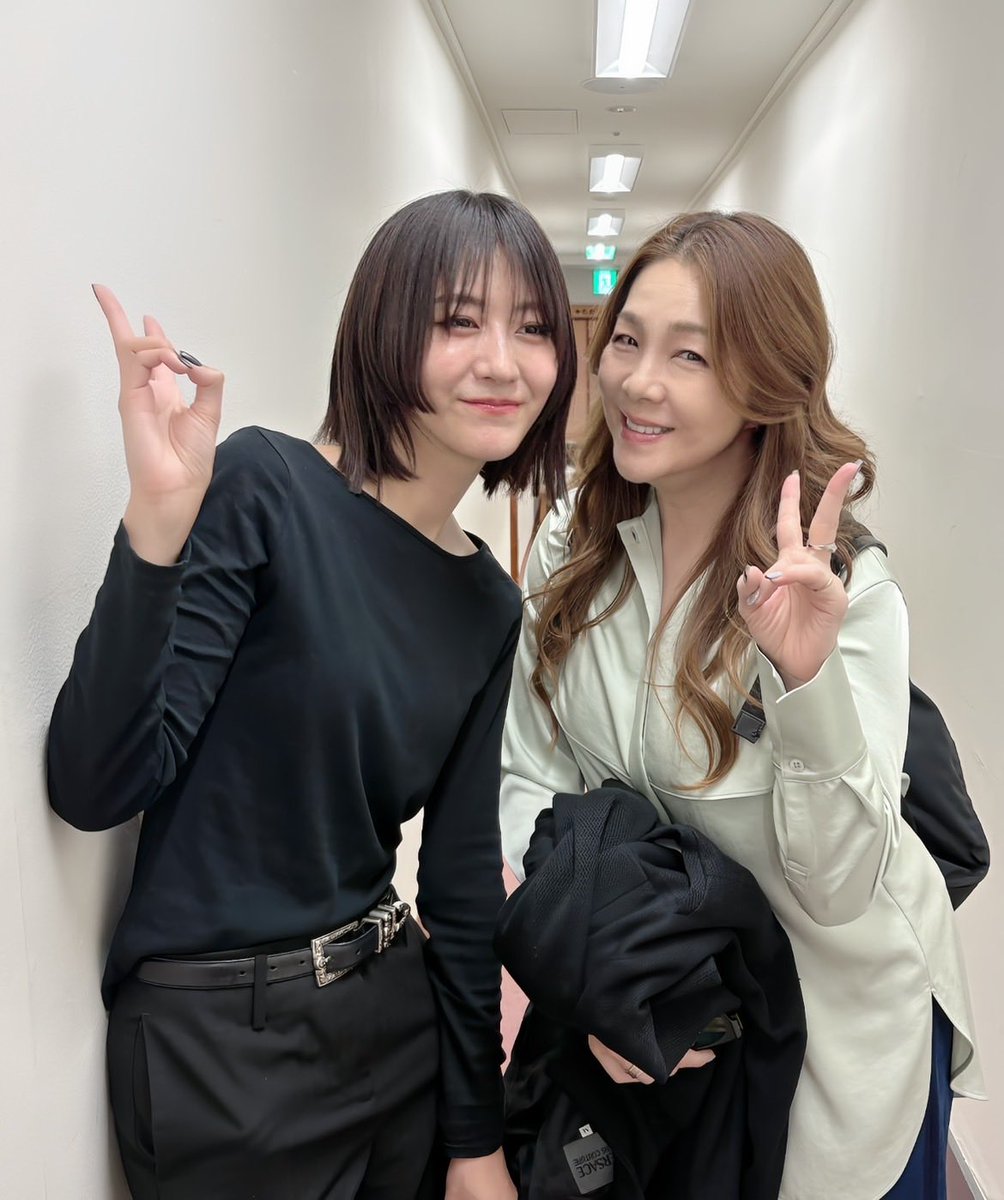 habuagoodtime's tweet photo. #山本試験紙
昨日、無事に初日を迎えることができました！観に来てくださった皆さん本当にありがとうございます👖♡ 親戚で女子プロレスラーの井上貴子さんが観に来てくださり、たくさん褒めてくれたよ...！責任も感じますが、これまでの経験を力に変えて頑張っています。今日の公演も楽しみです ☺︎ https://t.co/aUqUJOjEHH