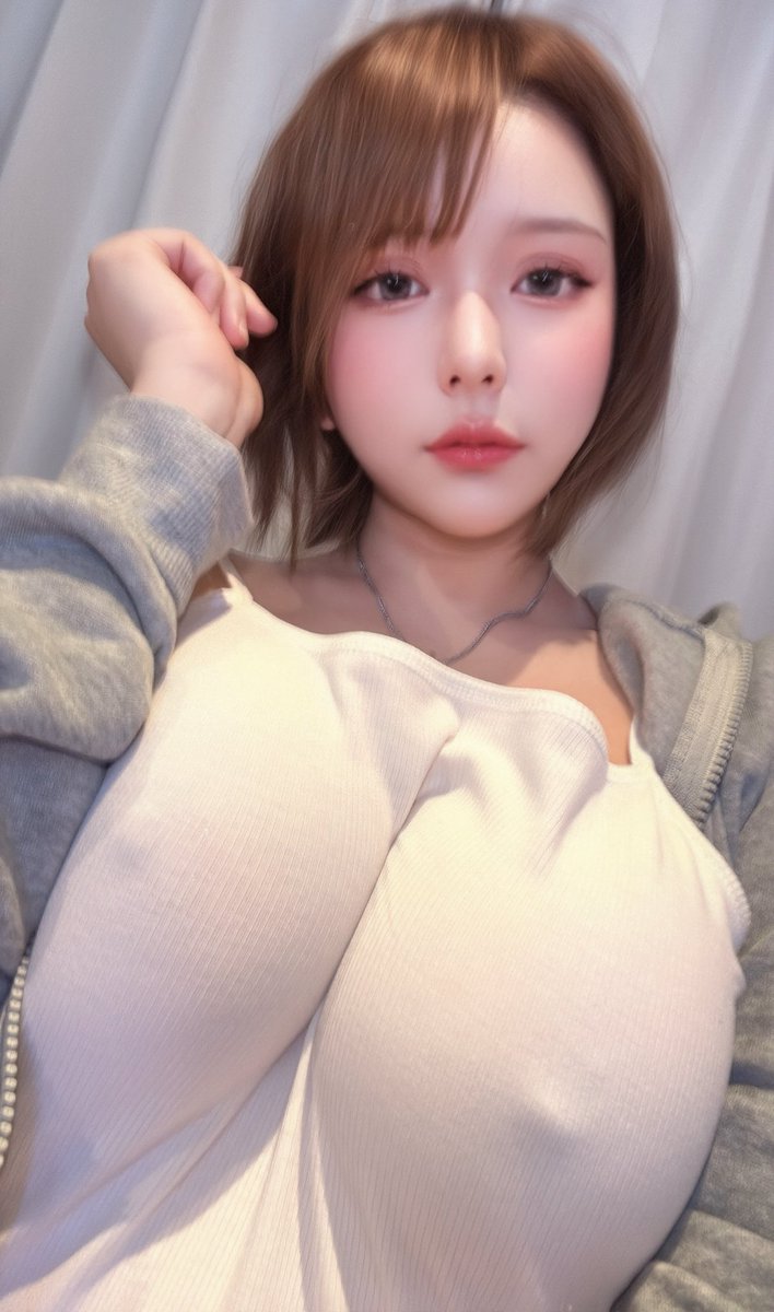 Abhishekt2023's tweet image. 少しだけ顔出し。
30分で消す！！！！