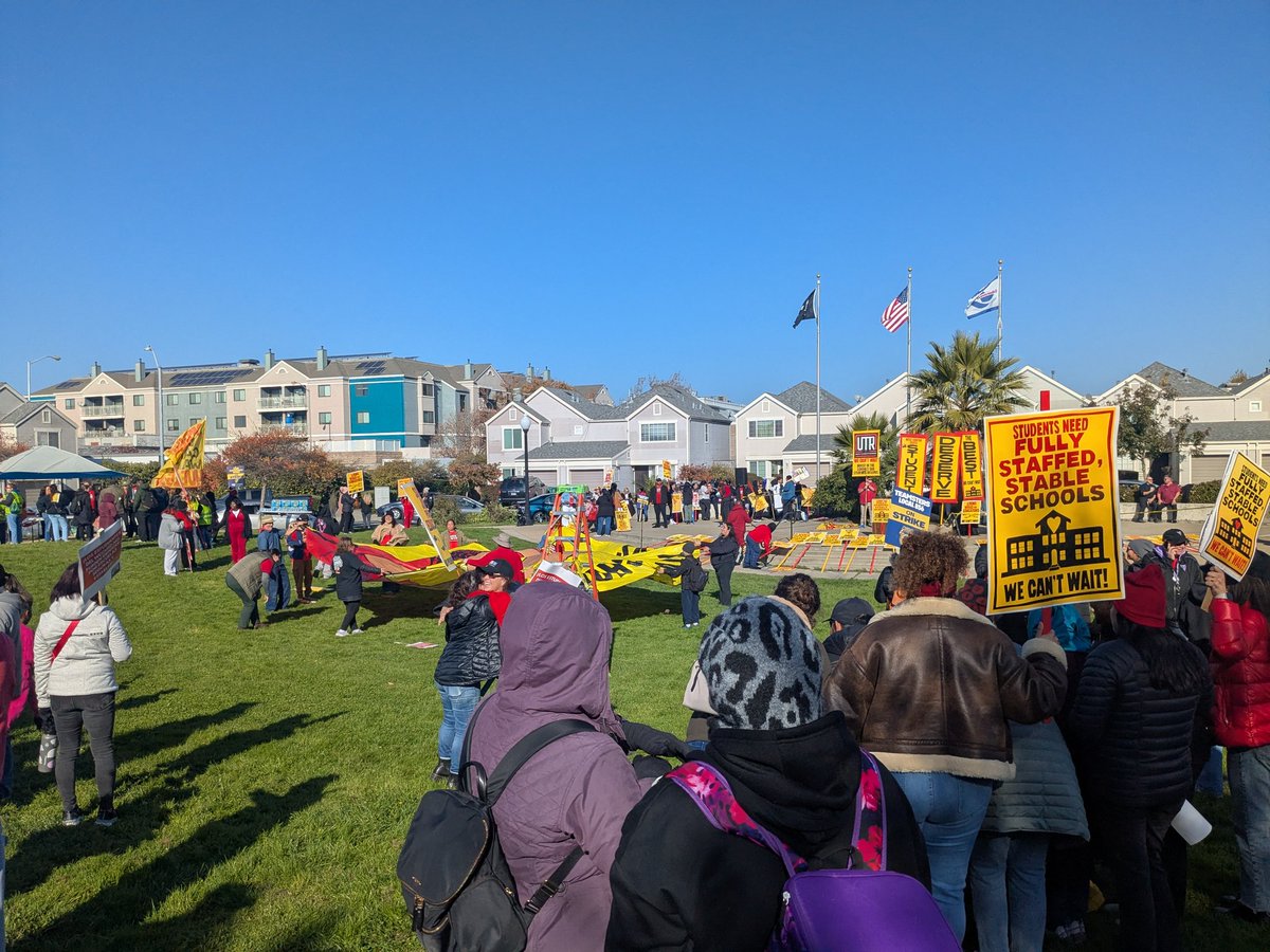 Unionforall's tweet photo. I Solidarity with WCCUSD Teachers and Teamsters https://t.co/gtCOdQKI3d