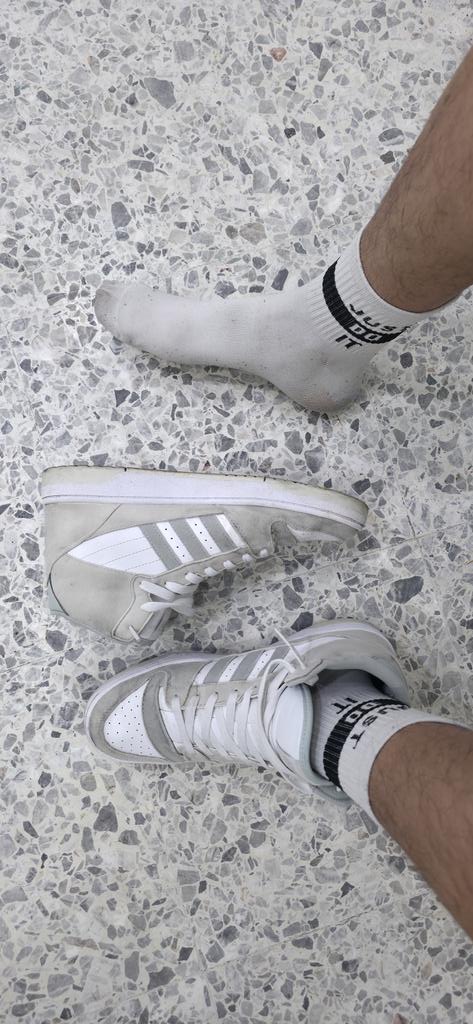 Los de hoy... y no saben el olor que desprenden 👣👅