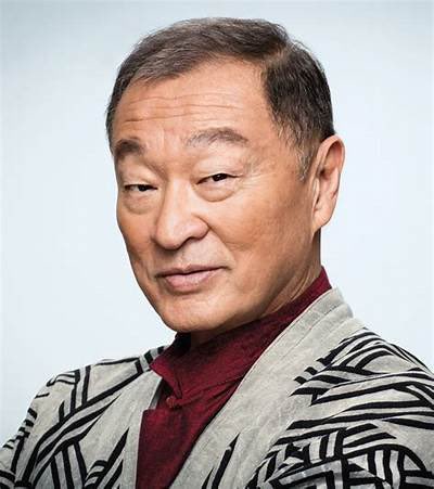 ⚫ | ÚLTIMA HORA: El actor Cary-Hiroyuki Tagawa, conocido por sus papeles como Shang Tsung en Mortal Kombat (1995), Nobusuke Tagomi en The Man in the High Castle y Chang en The Last Emperor (1987), falleció a los 75 años.