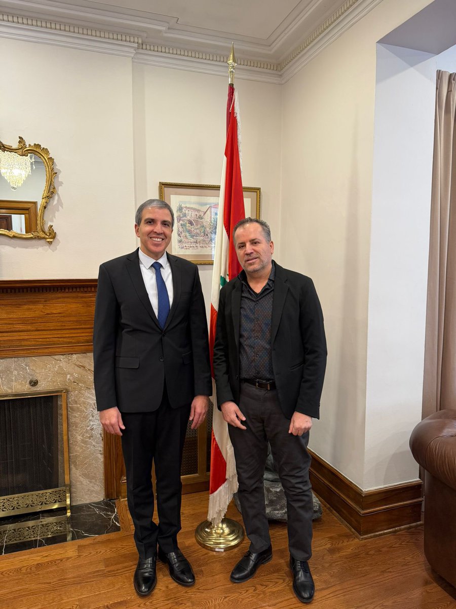 CanadaColco's tweet photo. وفد من هيئة كولكو أوتاوا برئاسة النائب اسعد درغام ومنسق الهيئة السيد طوني عون في زيارة تهنئة لللسفير اللبناني الجديدفي اوتاوا الاستاذ بشير طوق لمناسبة تعيينه سفيرا للبنان في كندا https://t.co/mpb7YYHaDi