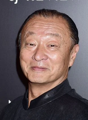 AlertesInfos's tweet image. 🚨🇺🇸🕊️ ALERTE INFO | L’acteur Cary-Hiroyuki Tagawa, connu pour ses rôles dans les films Mortal Kombat, Le Dernier Empereur ou encore Mémoires d’une Geisha, est mort à 75 ans des suites d’un AVC. (Deadline)