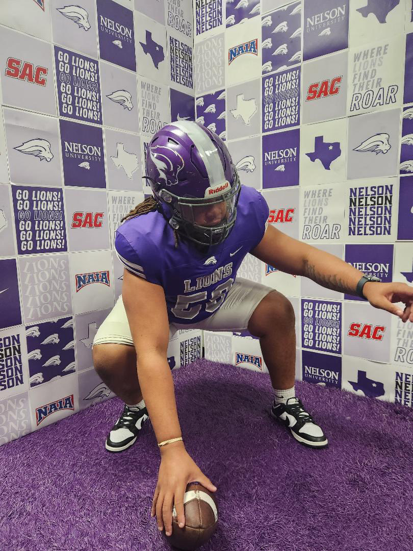 Chase_Shaw_'s tweet photo. Thank you @CoachSalinasOL and @Coach_MacSAGU for the hospitality and great 🅾️fficial visit today. 

#STANDFIRM🟣🟣🟣🟣🟣 https://t.co/5Mw26HKeEN