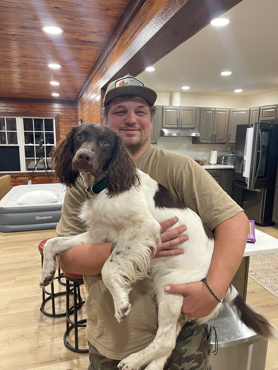 KWConfidence's tweet photo. Man’s best friend https://t.co/r06PyLCyIR