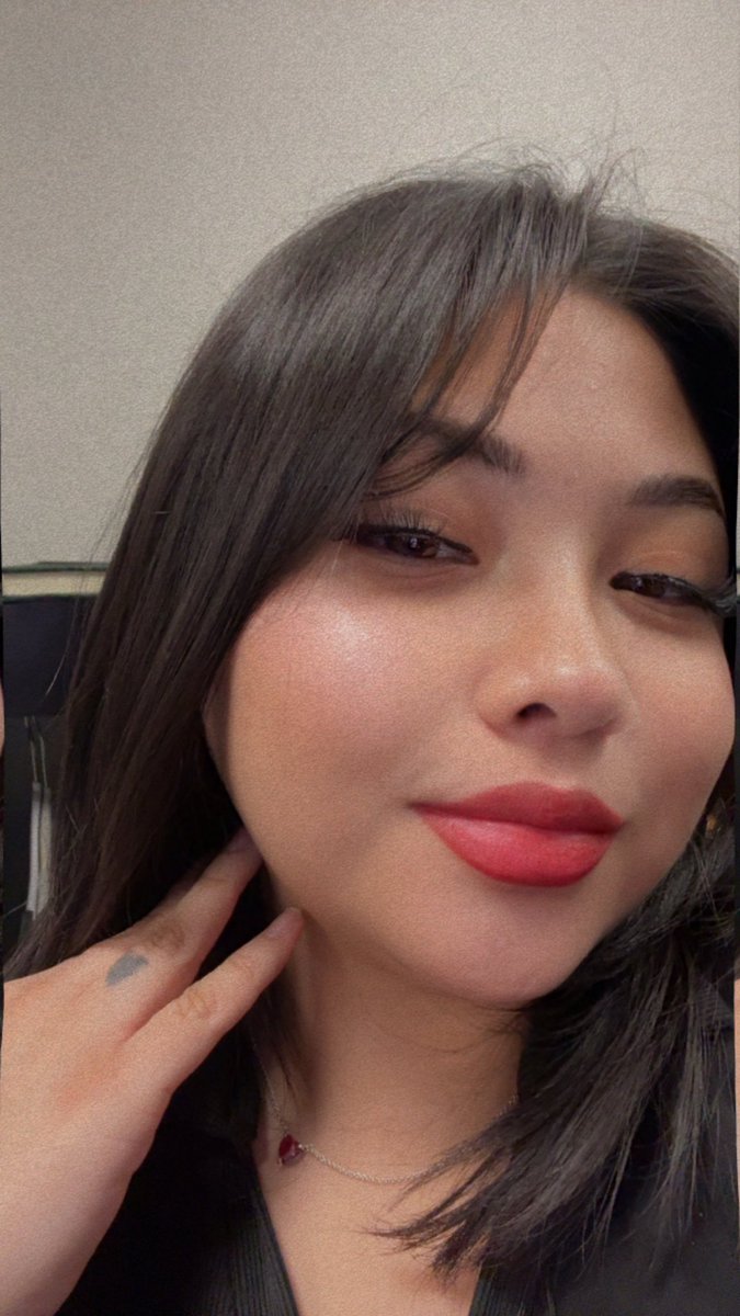 Lesssliieee's tweet image. Sometimes I just b ✨