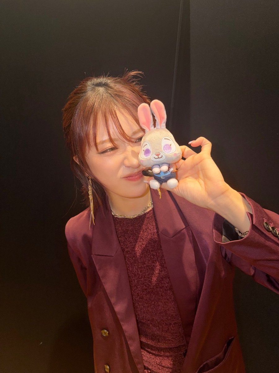 『ズートピア２』フォトコール＆レッドカーペットin前夜祭にお呼びいただいて参戦させて頂き嬉し号泣。心臓バク転。先祖に報告したい。そして『ズートピア２』泣いた！自分の心臓が動くのが聞こえた！いつだってディズニーは突き進む勇気とワクワクをくれる！また突き進める！#PR #ズートピア２