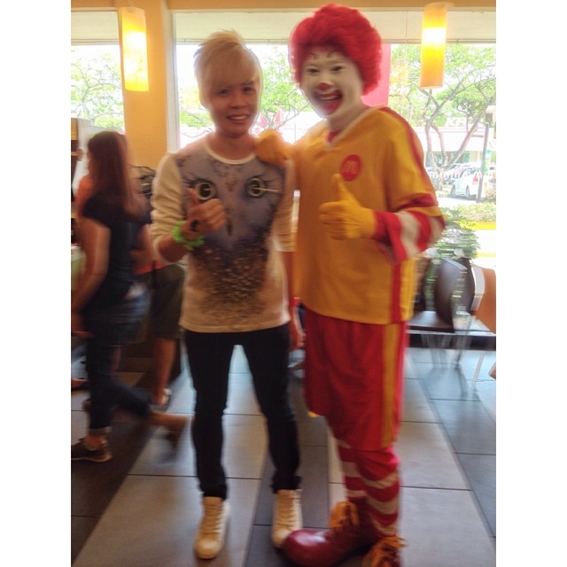 Never burn bridges.

If you're in crypto, this is so important. 

Your portfolio can get rekt overnight. I've never been the same since 10/10.

Glad that I still have Ronald McDonald on my speed dial ever since he employed me 15 years ago.

McDonald’s arc 2026.