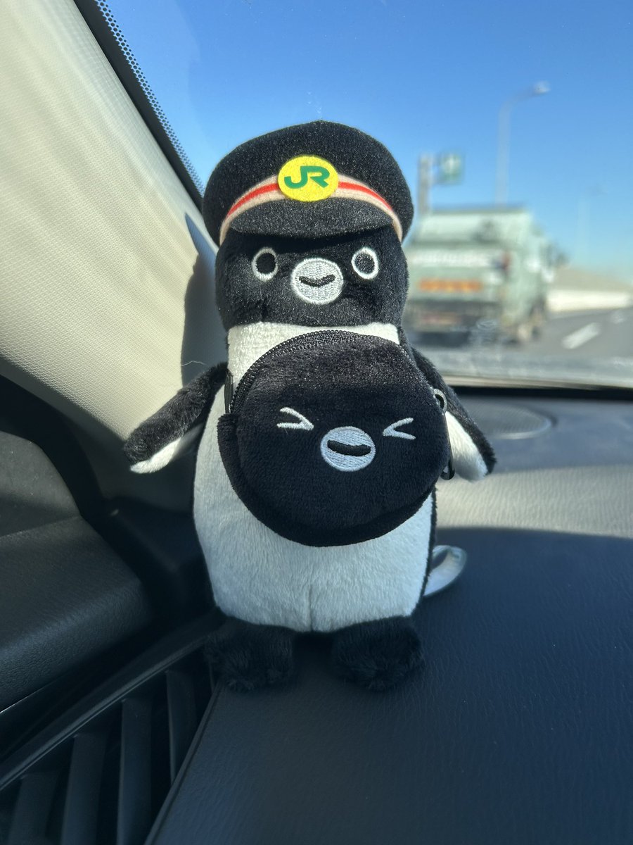 NABLA9のマーチにBlackcraftのキャップで出かけます😻🚗💨

お供はダークネス駅員ぺん🐧💗💗💗

#服好き　
#NABLA9
#blackcraftcult