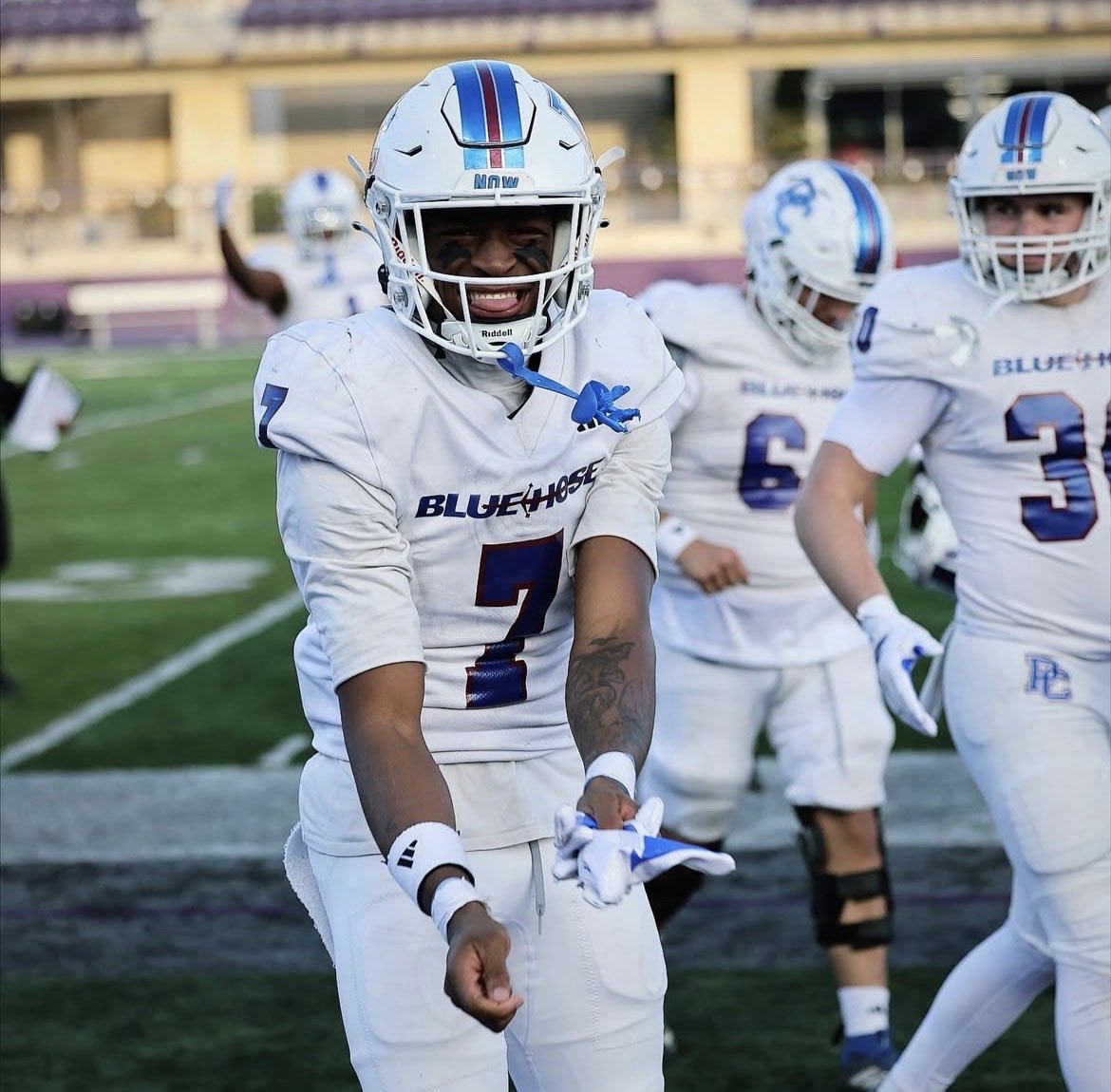 Machai Campbell 6’2 205 tweet media