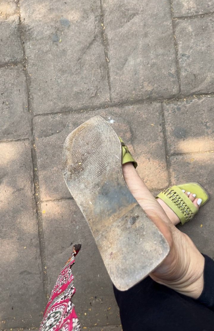 On the way to college, but my flats become a little bit filthy 👀 ,You know what you have to do.