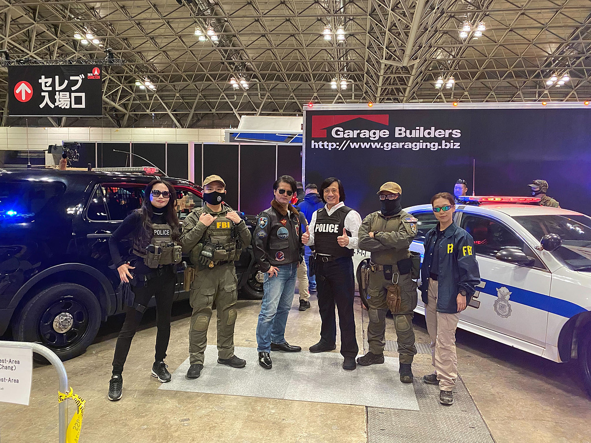 【東京コミコン2025】映画で見るポリスカーが展示。アメリカン・ポリスカーとのフォトブースが登場　 hobby.watch.impress.co.jp/docs/news/2068… #コミコン #フォトブース