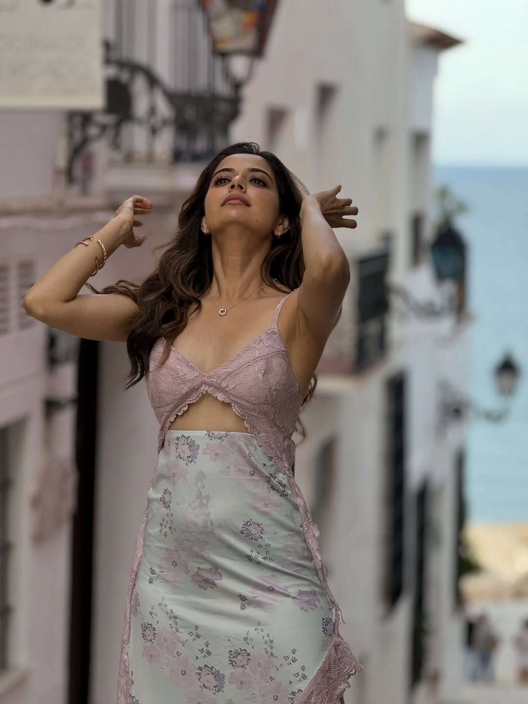 G7XzLwwb0AAn3HD?format=jpg&name=large