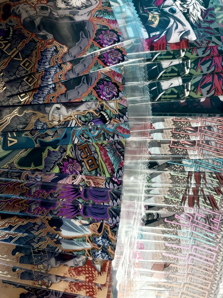 yu_mtsk's tweet image. ・skdy25巻、沖さんの表紙格好良い！沖さん好きなんだよな、死なないで欲しい。
・先週末のアフタヌーンティー。楽しかった🧁🫖
・見かけるたびに買っていたガチアクタウエハース。コンプ出来ない。あと一種類なんだけどなー！