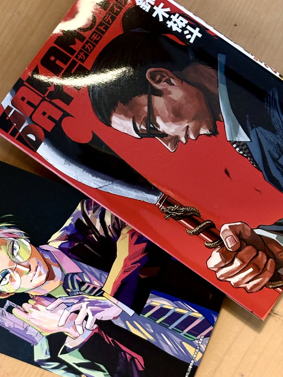 yu_mtsk's tweet image. ・skdy25巻、沖さんの表紙格好良い！沖さん好きなんだよな、死なないで欲しい。
・先週末のアフタヌーンティー。楽しかった🧁🫖
・見かけるたびに買っていたガチアクタウエハース。コンプ出来ない。あと一種類なんだけどなー！