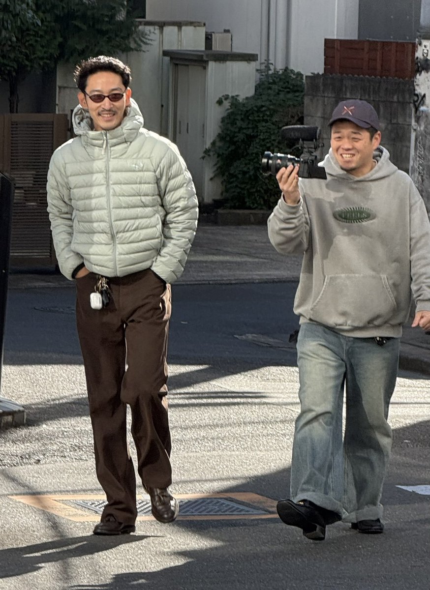 FEELS WIDE TUCKED TROUSERS BLACK 上杉柊平 2026年最新】Feels 上杉柊平パンツの人気アイテム - メルカリ