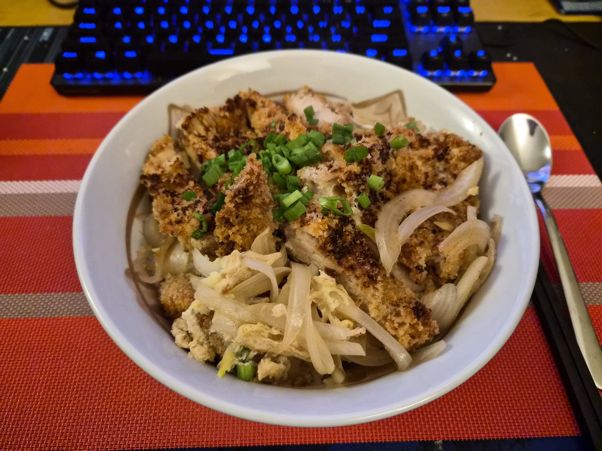カツ丼はやはり美味しいです😊